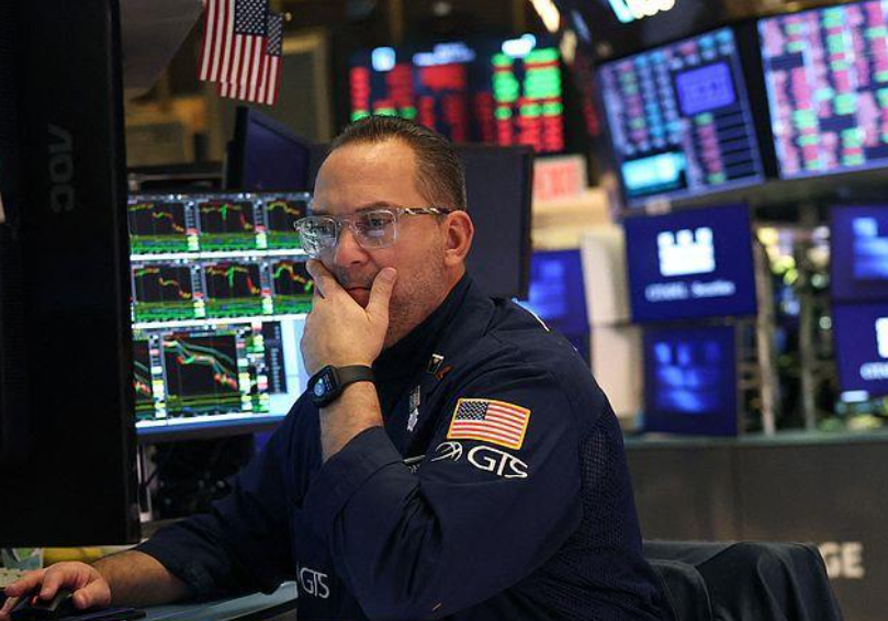 债券交易员本已焦头烂额，“结果又爆发了战争